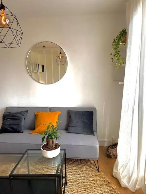 Superbe Studio Avec Parking Gratuit Sur Place Paray-Vieille-Poste