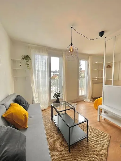 Superbe Studio Avec Parking Gratuit Sur Place Paray-Vieille-Poste 0*,